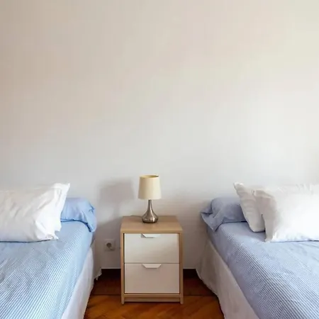 Apartamento En Alto Miranda Con Parking * Santander