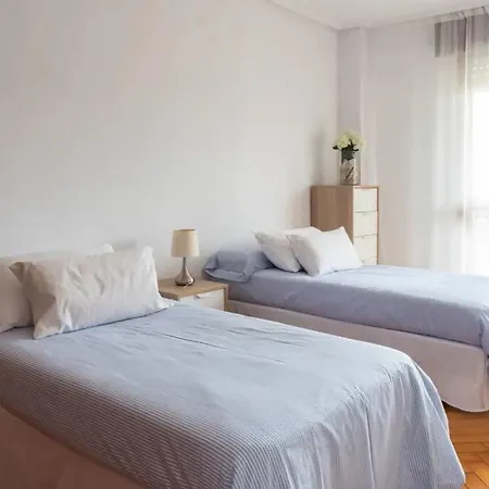 Apartamento En Alto Miranda Con Parking Apartment